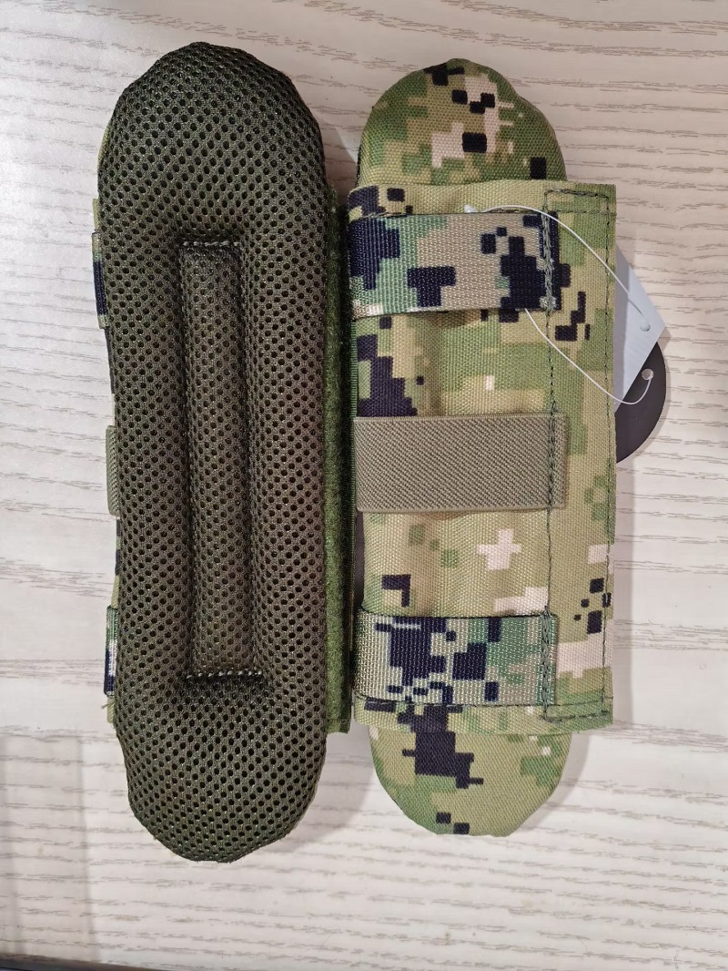 Outdoor AOR1/AOR2 Helmet Cover - Outdoor Adventure Magazines review and price